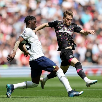 Брентфорд — Тоттенхэм прогноз 02 декабря 2025