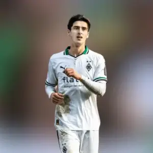 Ничья между Менхенгладбахской Боруссией и Лейпцигом в 12-м туре Немецкой Бундеслиги. Итог матча 0-0