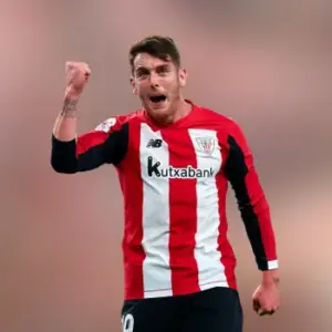 Атлетик Бильбао одержал победу над Леванте в 14-м туре Ла Лиги. Итог матча 0-2