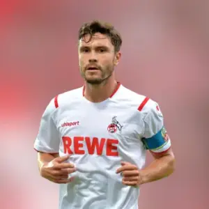 Ничья между Кёльном и Санкт-Паули в 13-м туре Немецкой Бундеслиги. Итог матча 1-1