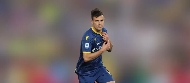 Верона одержала победу над Аталантой в 14-м туре Серии А. Итог матча 3-1