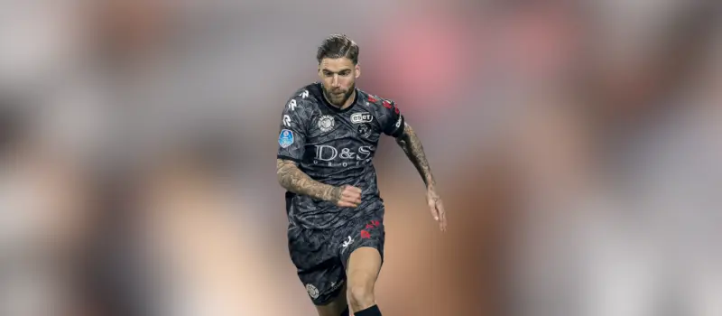 Спарта одержала победу над Фейеноордом в 19-м туре Эредивизи. Итог матча 3-4