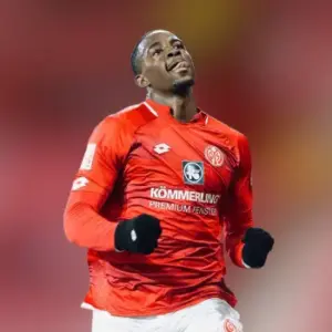 Майнц одержал победу над Вольфсбургом в 19-м туре Немецкой Бундеслиги. Итог матча 3-1