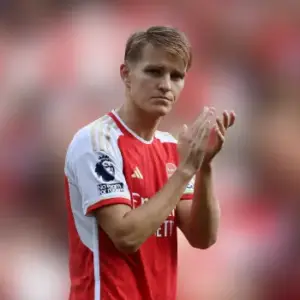 Ничья между Арсеналом и Ливерпулем в 21-м туре АПЛ. Итог матча 0-0