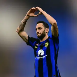 Ничья между Интером и Наполи в 20-м туре Серии А. Итог матча 2-2