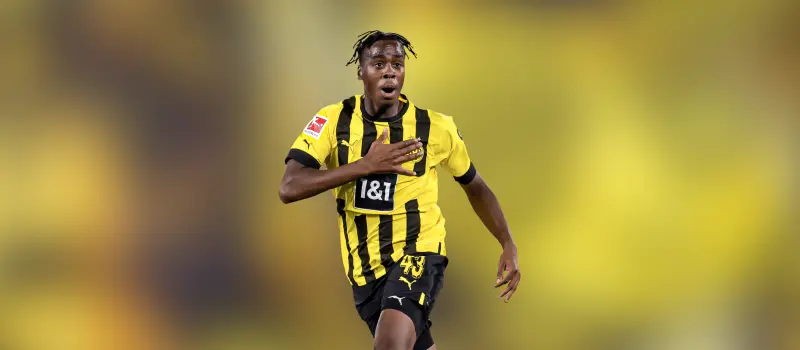 Боруссия Дортмунд одержала победу над Санкт-Паули в 18-м туре Немецкой Бундеслиги. Итог матча 3-2