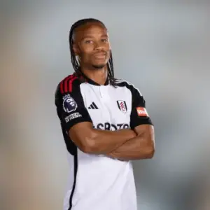 Фулхэм одержал победу над Челси в 21-м туре АПЛ. Итог матча 2-1