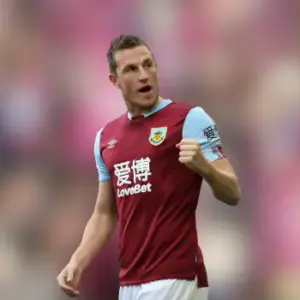 Ничья между Бернли и Манчестером Юнайтед в 21-м туре АПЛ. Итог матча 2-2