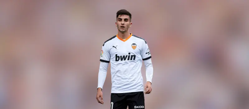 Ничья между Валенсиией и Эльче в 19-м туре Ла Лиги. Итог матча 1-1