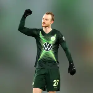 Вольфсбург одержал победу над Санкт-Паули в 17-м туре Немецкой Бундеслиги. Итог матча 2-1