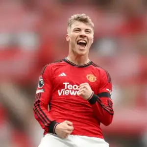 Манчестер Юнайтед одержал победу над Арсеналом в 23-м туре АПЛ. Итог матча 2-3