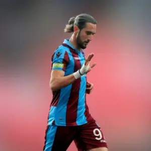 Трабзонспор одержал победу над Касымпашой в 19-м туре Турецкой футбольной Суперлиги. Итог матча 2-1