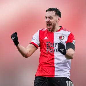 Фейеноорд одержал победу над Хераклесом в 20-м туре Эредивизи. Итог матча 4-2