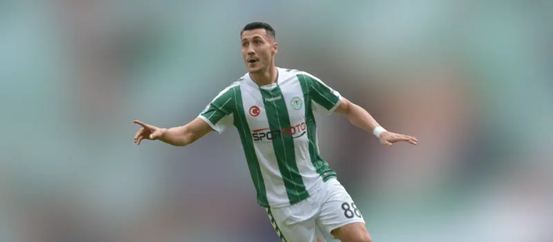 Коньяспор одержал победу над Галатасараем в 23-м туре Турецкой футбольной Суперлиги. Итог матча 2-0