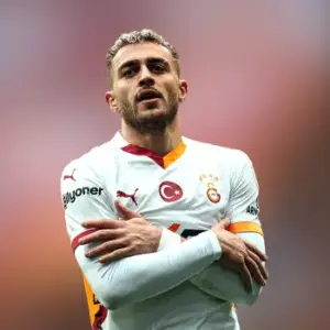 Галатасарай одержал победу над Кайсериспором в 20-м туре Турецкой футбольной Суперлиги. Итог матча 4-0