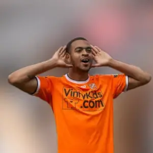 Волендам одержал победу над ПЕК Зволле в 22-м туре Эредивизи. Итог матча 1-2