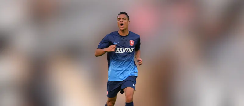 Твенте одержал победу над Херенвеном в 22-м туре Эредивизи. Итог матча 5-0