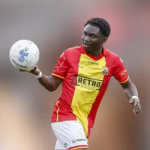 Ничья между Гоу Эхед Иглс и Телстаром в 22-м туре Эредивизи. Итог матча 1-1