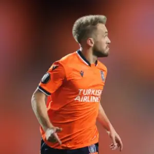 Истанбул Башакшехир одержал победу над Аланьяспором в 23-м туре Турецкой футбольной Суперлиги. Итог матча 1-2