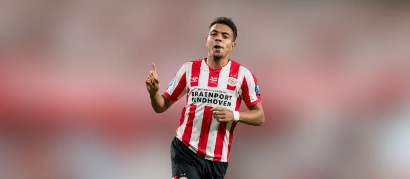 ПСВ одержал победу над Херенвеном в 24-м туре Эредивизи. Итог матча 3-1