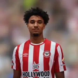 Брентфорд одержал победу над Ньюкаслом в 25-м туре АПЛ. Итог матча 2-3