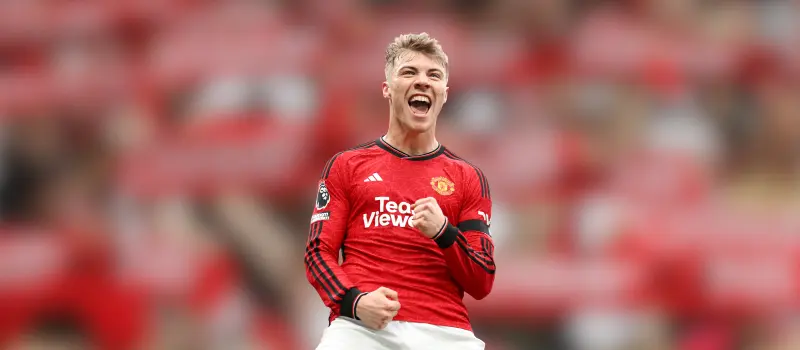 Манчестер Юнайтед одержал победу над Эвертоном в 27-м туре АПЛ. Итог матча 0-1