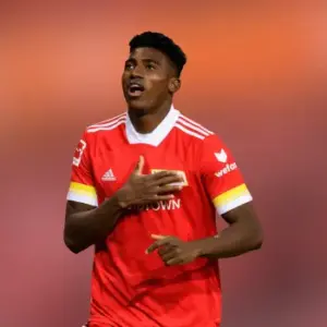 Ничья между Унионом и Айнтрахтом в 21-м туре Немецкой Бундеслиги. Итог матча 1-1