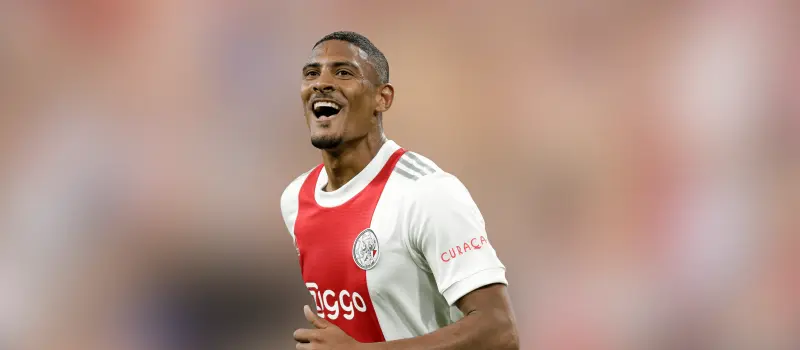 Аякс одержал победу над Фортуной Ситтард в 23-м туре Эредивизи. Итог матча 4-1