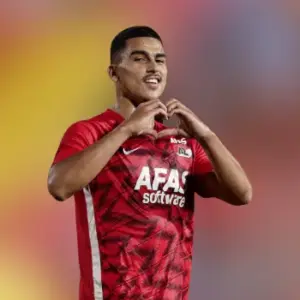 АЗ одержал победу над Эксельсиором в 23-м туре Эредивизи. Итог матча 1-2