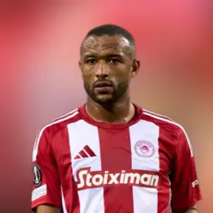 Ничья между Волосом и АЕКом в 23-м туре Греческой футбольной Суперлиги. Итог матча 2-2