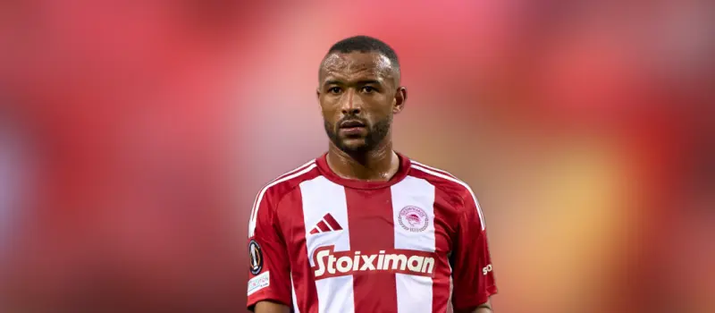 Ничья между Волосом и АЕКом в 23-м туре Греческой футбольной Суперлиги. Итог матча 2-2