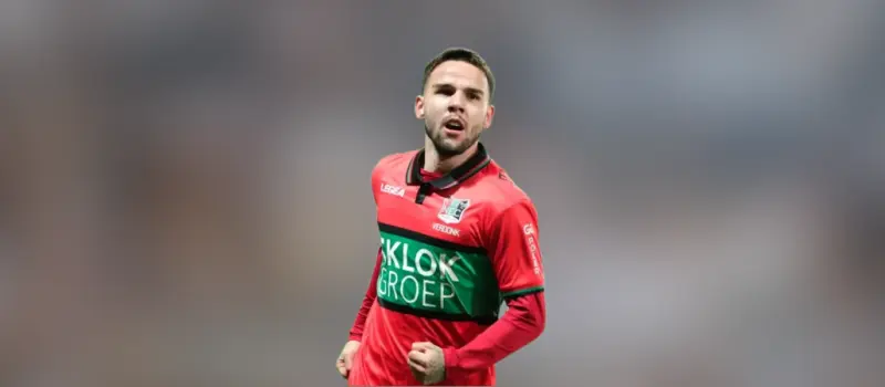 Ничья между НЕКом и Херенвеном в 28-м туре Эредивизи. Итог матча 2-2