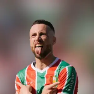 Ничья между Эштрелой и Жил Висенте в 25-м туре Примейры. Итог матча 2-2