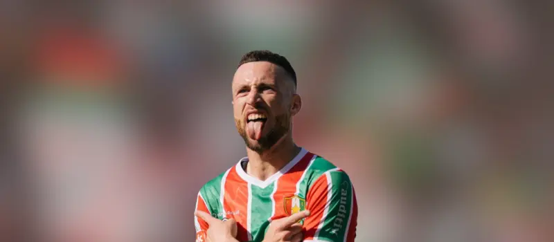 Ничья между Эштрелой и Жил Висенте в 25-м туре Примейры. Итог матча 2-2