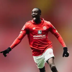 Майнц одержал победу над Вердером в 26-м туре Немецкой Бундеслиги. Итог матча 0-2