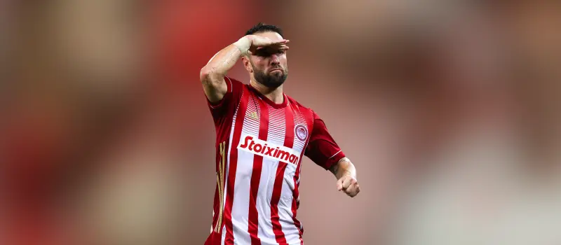 Ничья между Олимпиакосом и Ларисой в 26-м туре Греческой футбольной Суперлиги. Итог матча 0-0