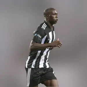 Бешикташ одержал победу над Генчлербирлиги в 26-м туре Турецкой футбольной Суперлиги. Итог матча 0-2