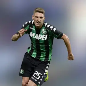 Сассуоло одержал победу над Кальяри в 31-м туре Серии А. Итог матча 2-1