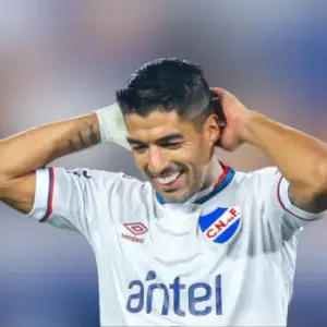 Насьонал одержал победу над Эштрелой в 28-м туре Примейры. Итог матча 2-0