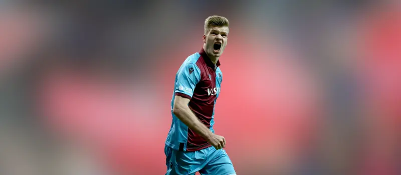 Ничья между Трабзонспором и Истанбул Башакшехиром в 30-м туре Турецкой футбольной Суперлиги. Итог матча 1-1