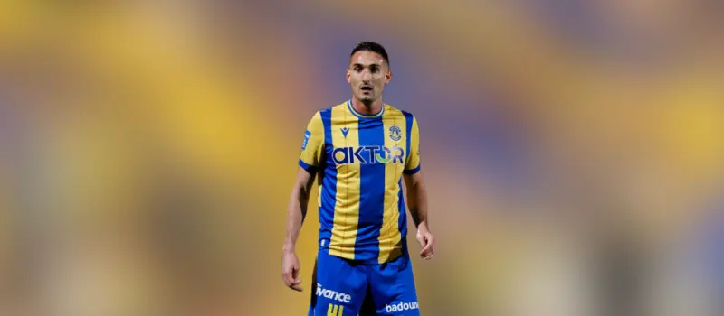 Астерас одержал победу над Ларисой в 1-м туре Греческой футбольной Суперлиги. Итог матча 3-1