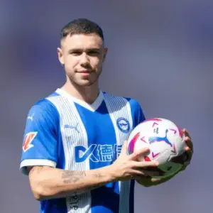 Ничья между Алавесом и Осасуной в 30-м туре Ла Лиги. Итог матча 2-2