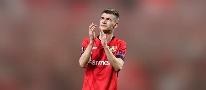 Байер одержал победу над Дортмундской Боруссией в 29-м туре Немецкой Бундеслиги. Итог матча 0-1