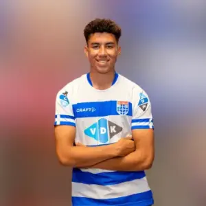 Ничья между ПЕК Зволле и Эксельсиором в 30-м туре Эредивизи. Итог матча 2-2