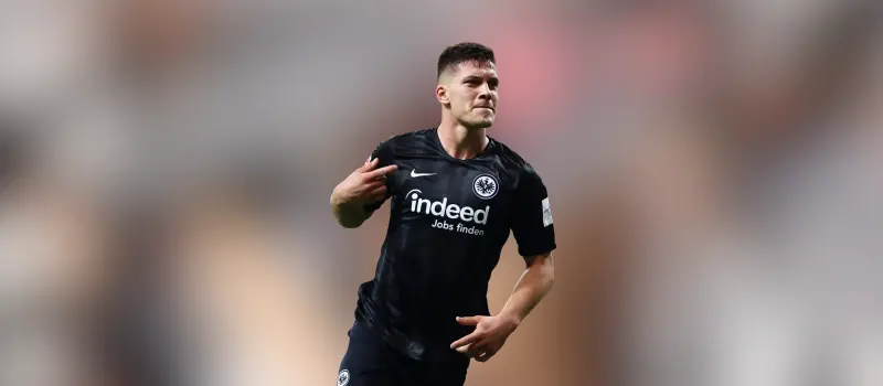 Айнтрахт одержал победу над Вольфсбургом в 29-м туре Немецкой Бундеслиги. Итог матча 1-2