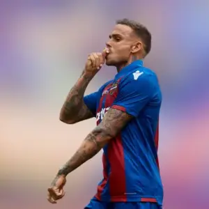 Леванте одержал победу над Севильей в 33-м туре Ла Лиги. Итог матча 2-0