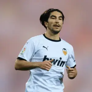 Ничья между Валенсиией и Райо Вальекано в 36-м туре Ла Лиги. Итог матча 1-1